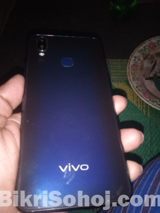 Vivo y 11 Ram: 3 Rom: 32